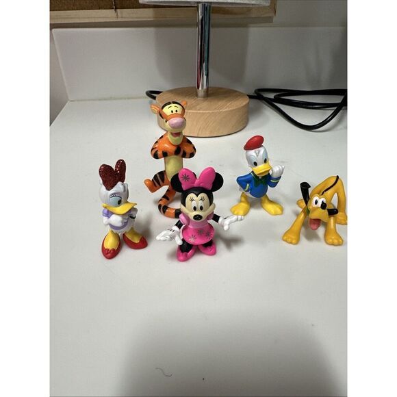 Dsiney‎ PVC Figure lot - Picture 1 of 1